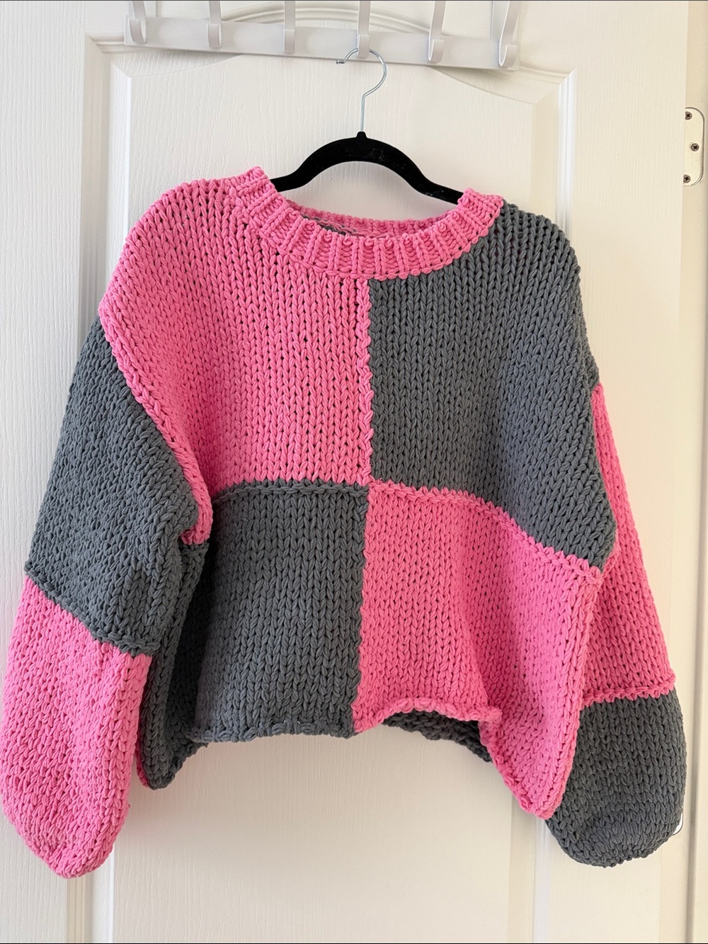 Vici Pink & Gray Colorblock Chunky Crewneck Sweater